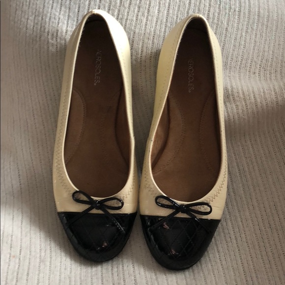 AEROSOLES Shoes - Black & White Mary Jane Aerosoles